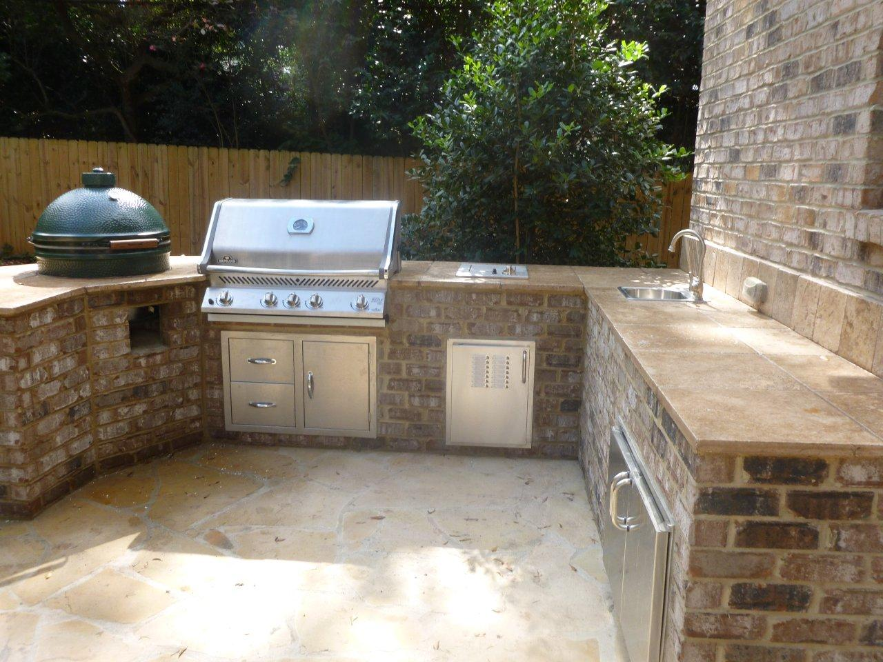 Want to cover an outdoor kitchen? | Archadeck of Charlotte